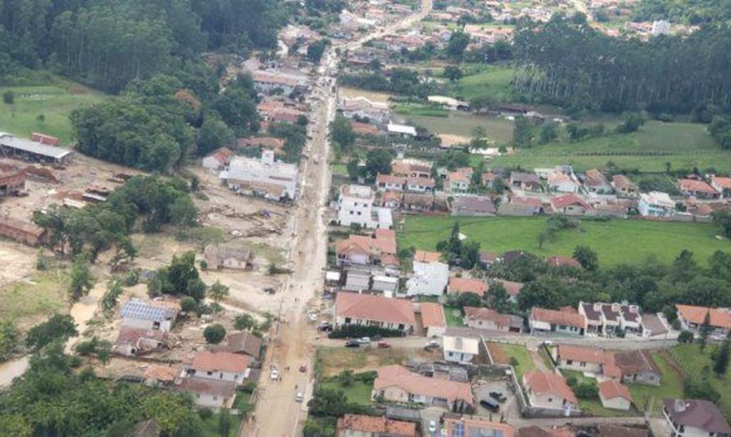 defesa-civil-alerta-sobre-risco-de-novos-temporais-em-santa-catarina