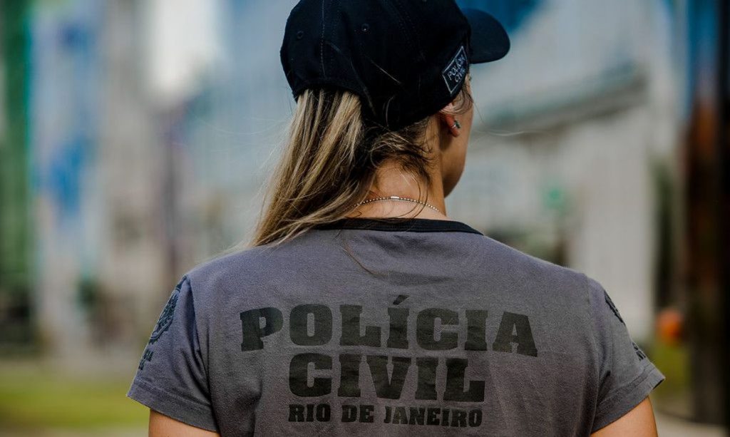 policia-faz-acao-contra-suspeitos-de extorquir-politicos-com-fake-news