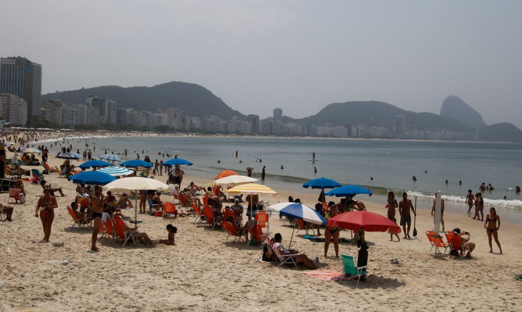 corpo-de-bombeiros-inicia-operacao-verao-nas-praias-do-rio