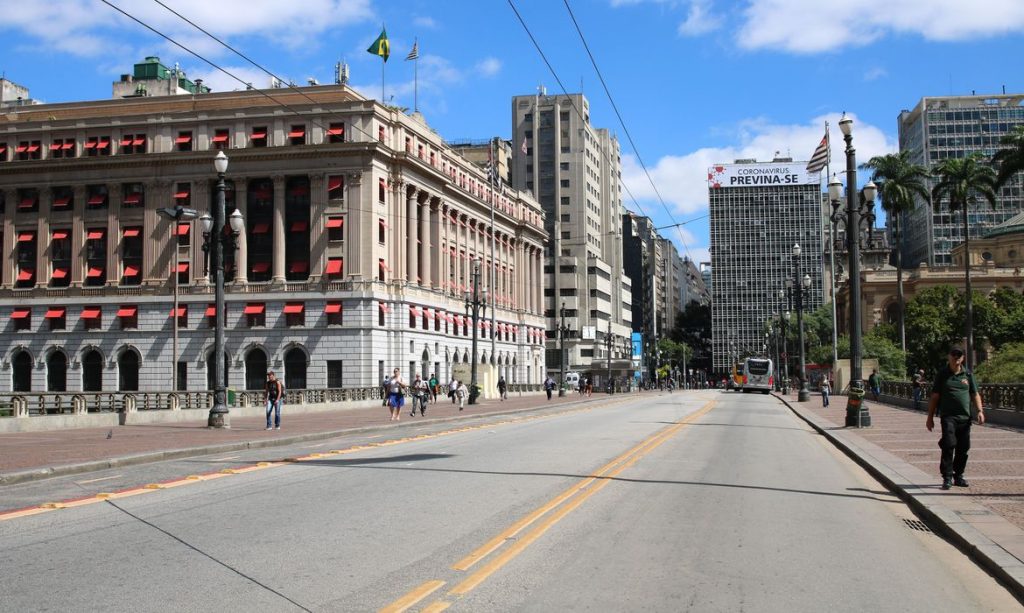 sao-paulo-retorna-a-fases-mais-restritivas-de-plano-contra-a-covid-19