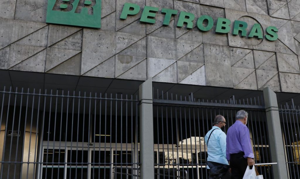 petrobras:-pre-sal-representa-70%-da-producao-total-no-2o-trimestre