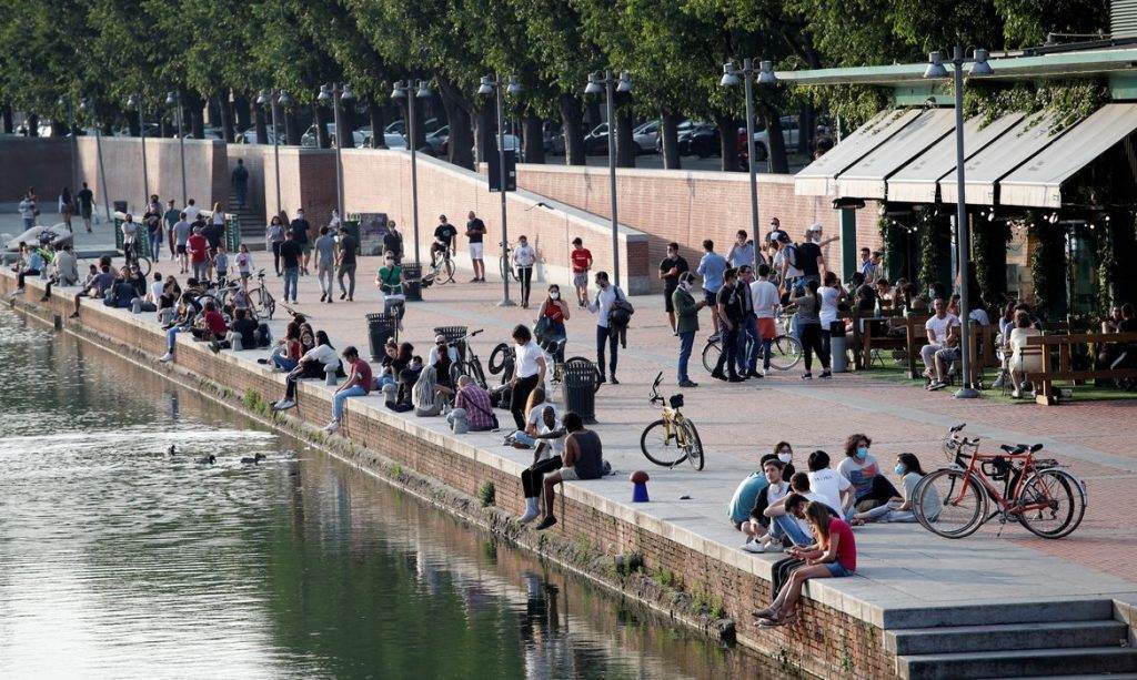 italia-e-espanha-suspendem-exigencia-de-mascaras-em-locais-publicos