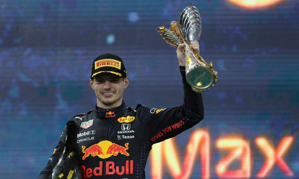 O piloto holandês Max Verstappen conquistou o título da categoria automobilística no último domingo (Kamran Jebreili)