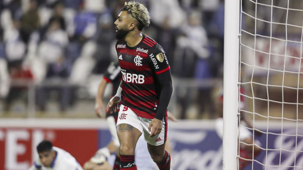 Gabriel brilha e Flamengo derrota Universidad Católica no Chile (CR Flamengo)