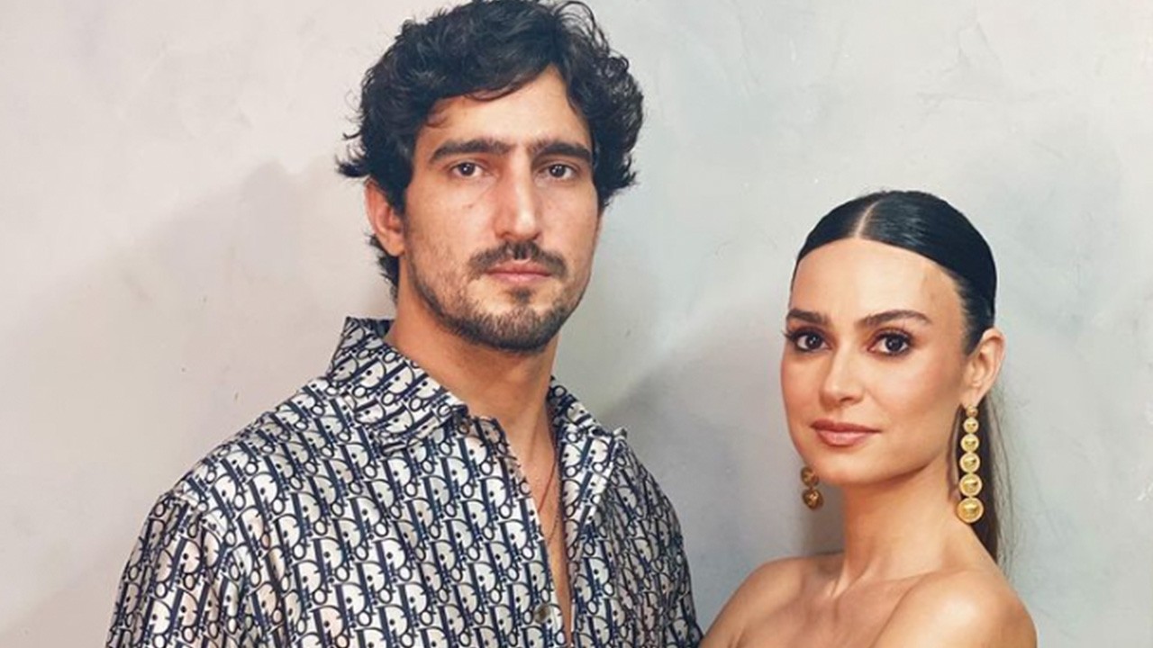 Thaila Ayala reclama de nudes para seu marido