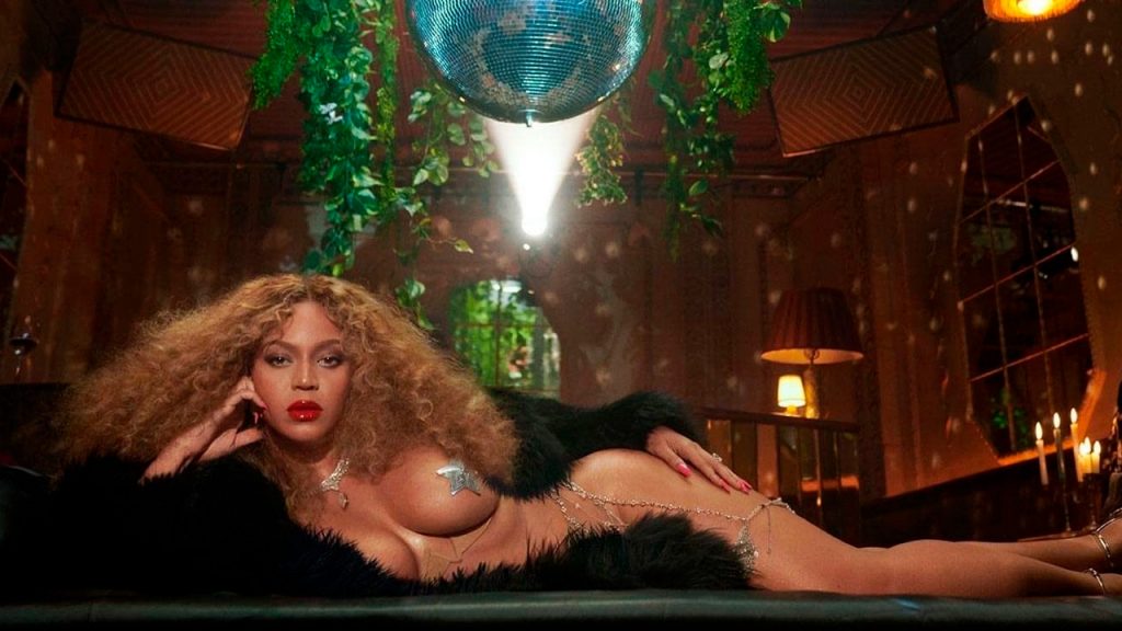 Beyoncé deixou fãs em polvorosa ao anunciar sua nova turnê (Divulgação)