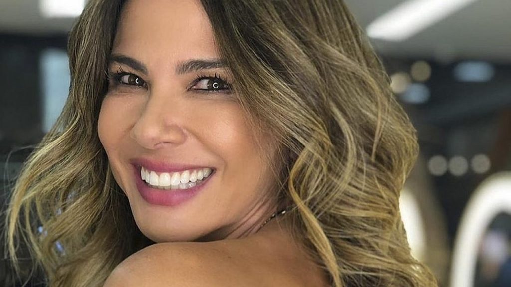 Luciana Gimenez compartilha nas redes evolução de sua cirurgia na perna após acidente de esqui (Divulgação)