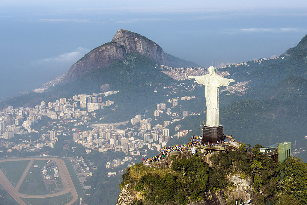 Vista aérea do Cristo Redentor (Foto: Chensiyuan - Creative Commons)