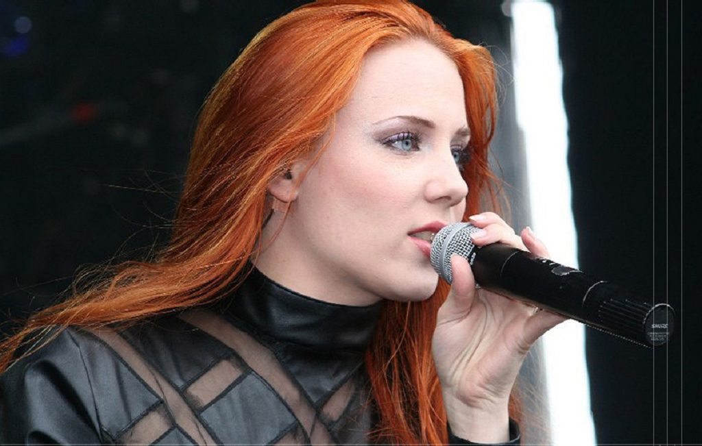 Simone Simons: A poderosa voz por trás do Épica (Divulgação/Épica)