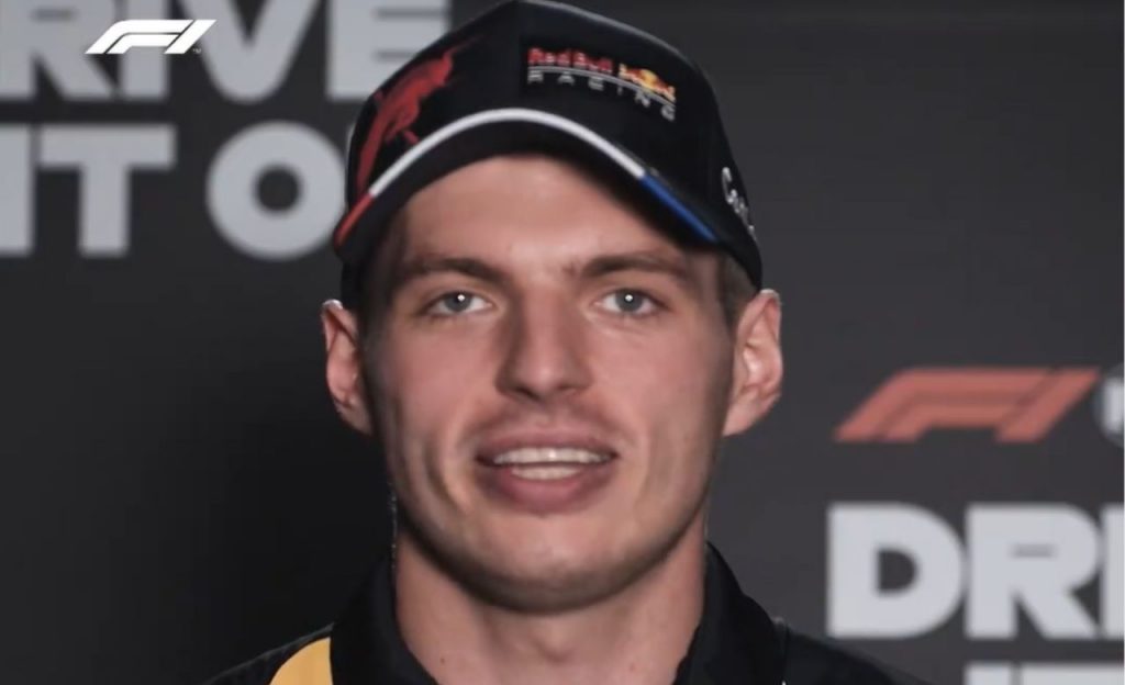 Verstappen deu mais um show na F1