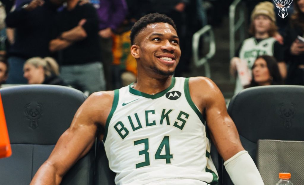 Antetokounmpo fez história, mas se irritou na NBA