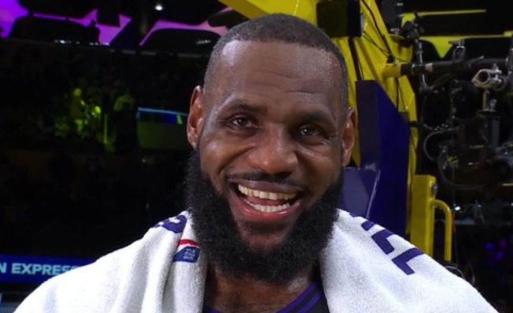 LeBron James se defendeu depois do jogo