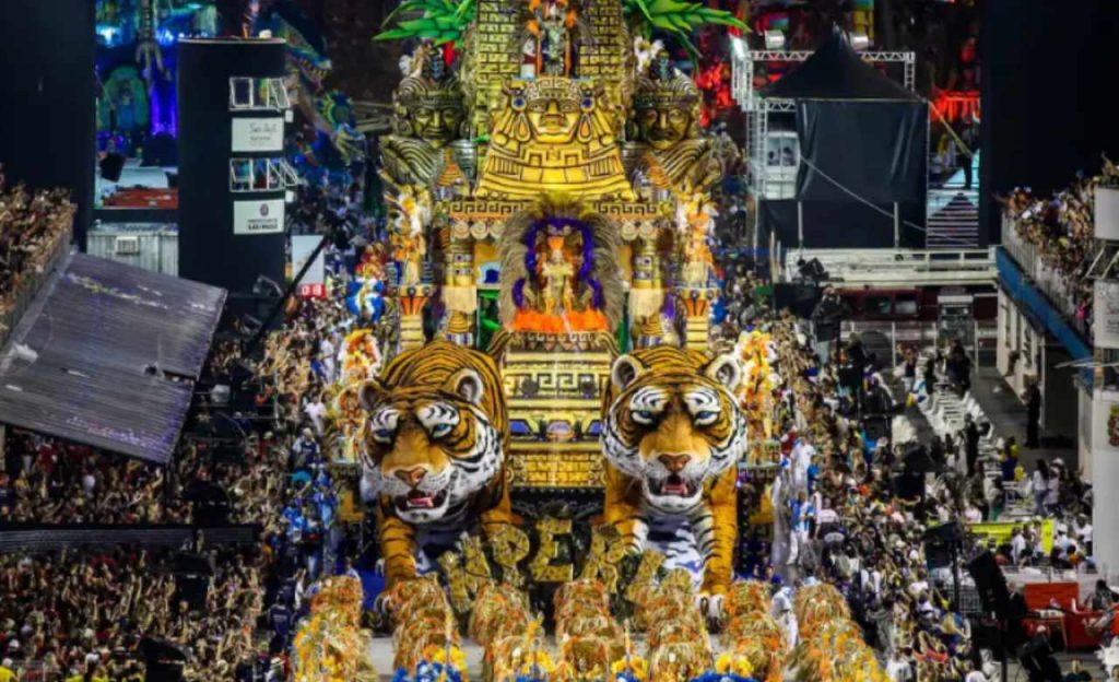 Carnaval agita a cidade de São Paulo