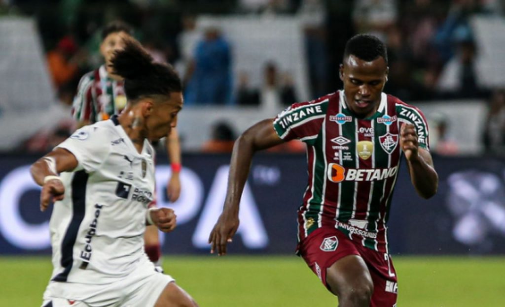 Fluminense perdeu no jogo de ida da Recopa