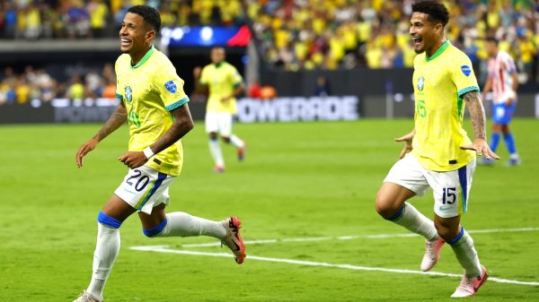 Para alívio de patrocinadores Seleção avança para 2a fase da Copa América (Foto: CBF)