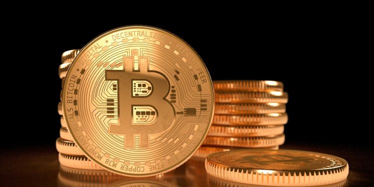 Bitcoin alavancou o surgimento de novos milionários no último ano, aponta relatório