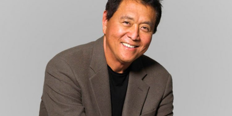 Robert Kiyosaki, é autor do livro "Pai Rico, Pai Pobre" e um famoso defensor do Bitcoin