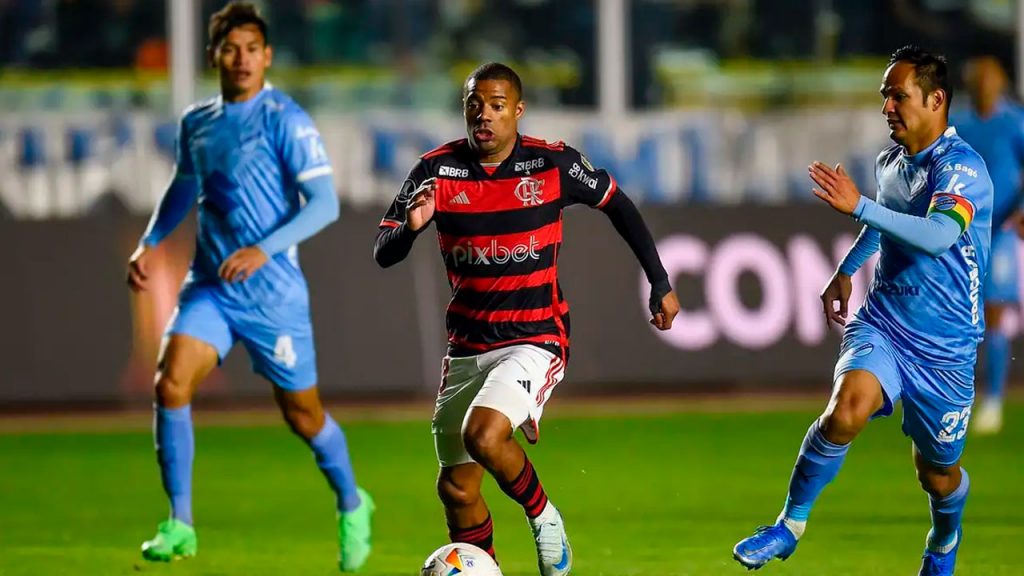 Em jogo na altitude, Flamengo perde para o Bolívar mas avança para as quartas na Copa Libertadores