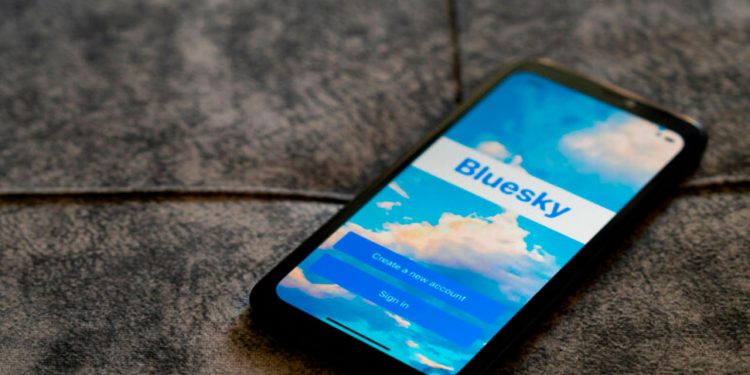 Bluesky já se consolidou como a melhor alternativa ao X/Twitter e explicamos porque