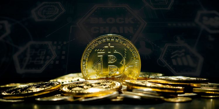 Contratos futuros de Bitcoin (BITU24) fecharam setembro em alta de 2,66%, atingindo 335.940 pontos