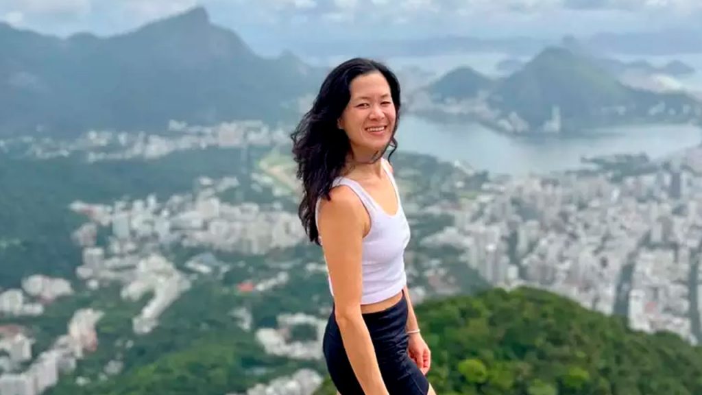 A americana Helen Zhao, em registro de passagem pelo Rio de Janeiro