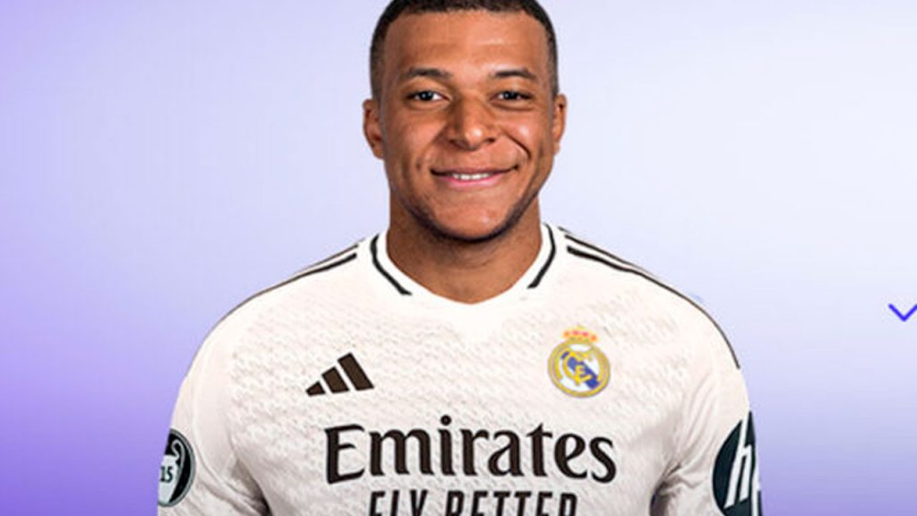 Kylian Mbappé marcou seus primeiros dois gols na La Liga com a camisa do Real Madrid no último domingo