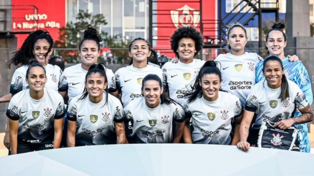 As brabas do Corinthians feminino garantiram vaga nas quartas de final da Libertadores feminina após vitória contra o Libertad