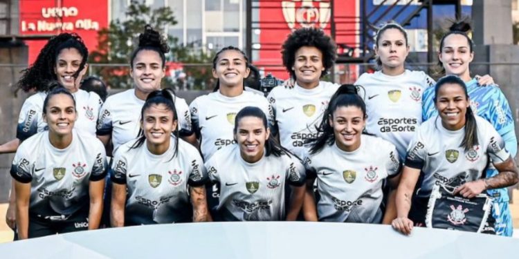 As brabas do Corinthians feminino garantiram vaga nas quartas de final da Libertadores feminina após vitória contra o Libertad