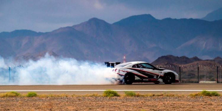 Nissan GT-R de 2016 estabeleceu o recorde de drift mais rápido do mundo