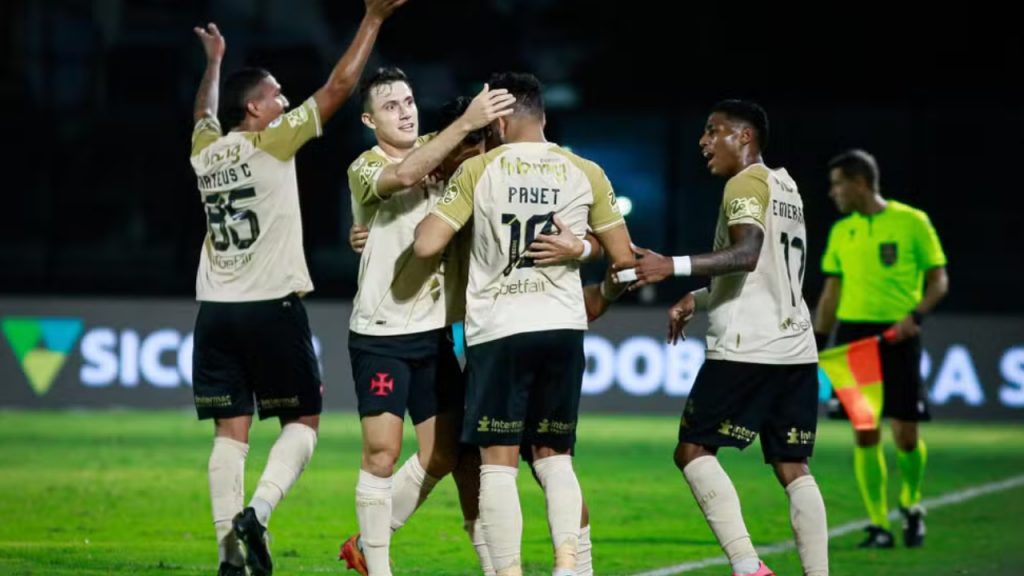 Vasco vence Bahia por 3 a 2 em São Januário, com domínio no primeiro tempo