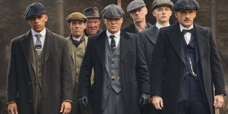 Filme de Peaky Blinders dará continuidade à série e contará com o retorno de Cillian Murphy como Tommy Shelby