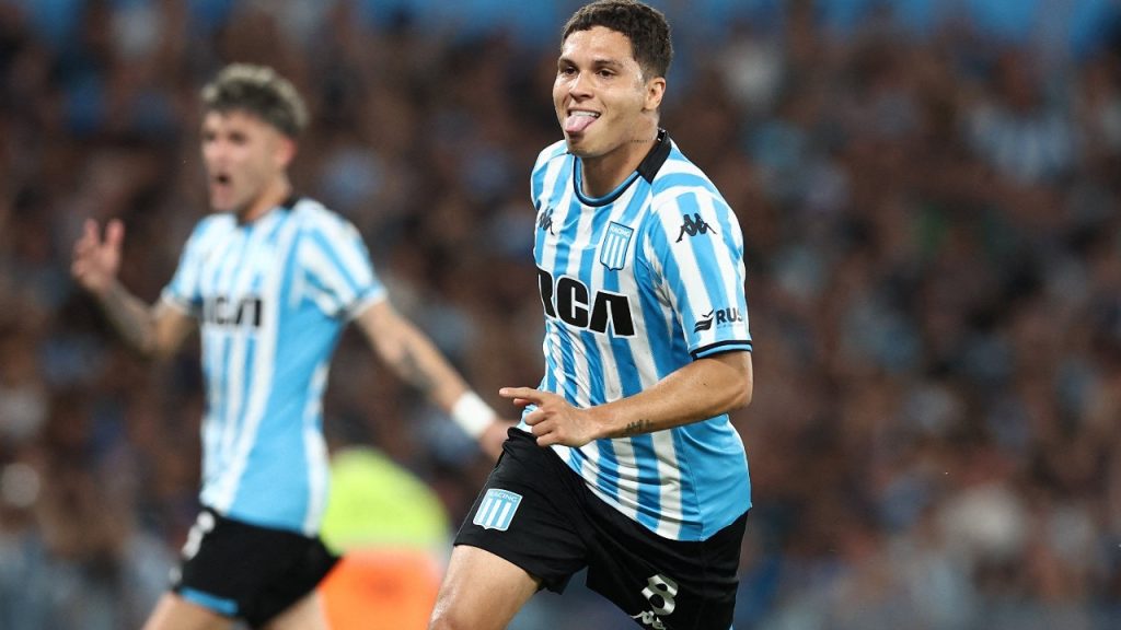 Racing venceu o Corinthians por 2 a 1 e avançou à final da Copa Sul-Americana