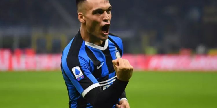 Inter de Milão do craque Lautaro Martínez enfrenta o Parma nesta sexta-feira (6), às 14h30, pela 14ª rodada da Série A, no Giuseppe Meazza