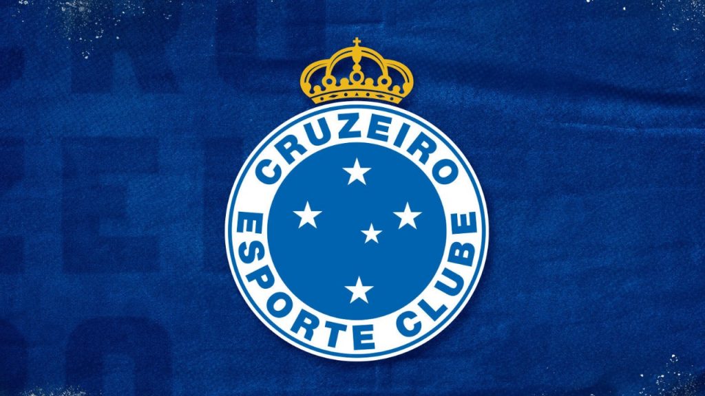 Cruzeiro anuncia o lateral-direito Fagner, emprestado pelo Corinthians até dezembro de 2025