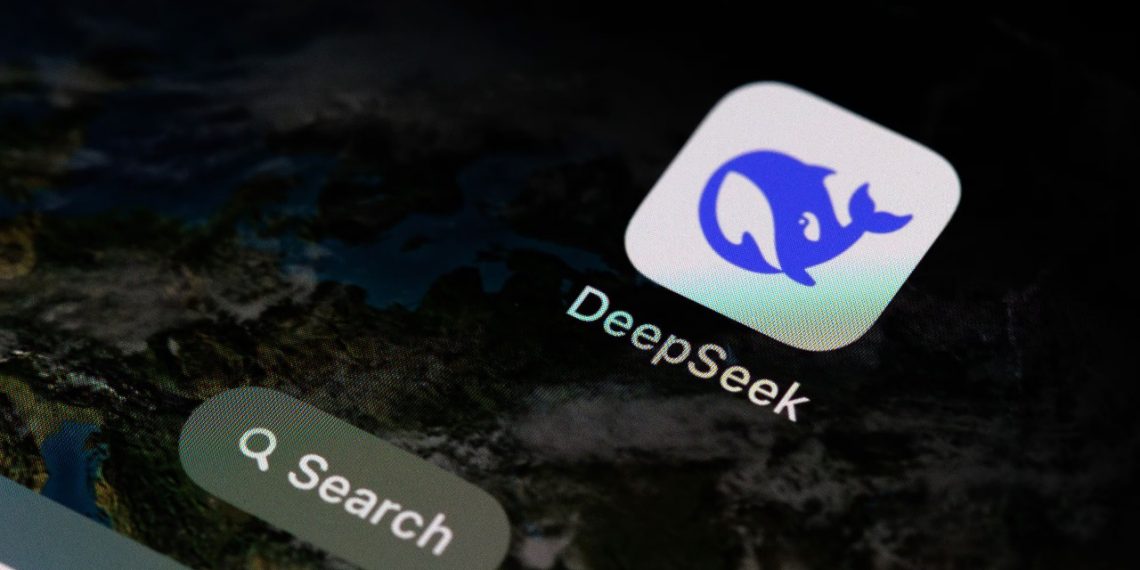 DeepSeek, laboratório chinês, revelou a receita técnica de seu modelo R1, desafiando gigantes da IA