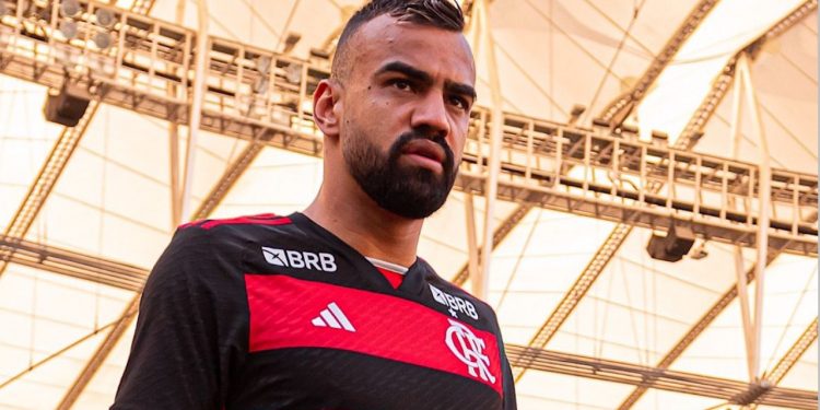 Cruzeiro negocia o retorno de Fabrício Bruno do Flamengo por até R$ 51 milhões