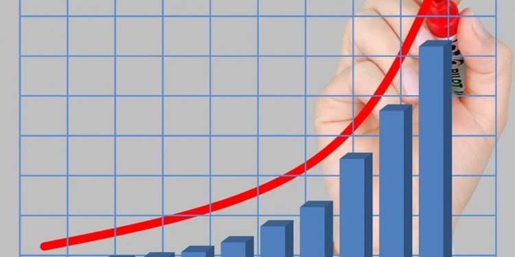 Mercado projeta inflação de 4,99% para 2025, acima da meta oficial de 3,1%