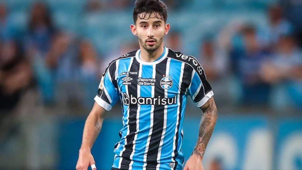 Villasanti, destaque do Grêmio, manifestou interesse em transferir-se para o Palmeiras